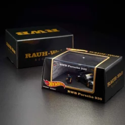 Hot Wheels RLC Exclusive RWB Porsche 930 w/ Akira Nakai Figurine
