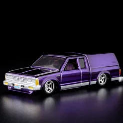 Hot Wheels RLC 1986 Nissan 720 King Cab