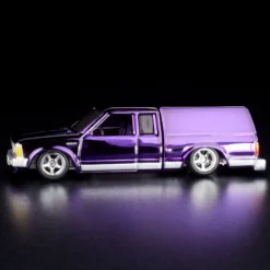 Hot Wheels RLC 1986 Nissan 720 King Cab