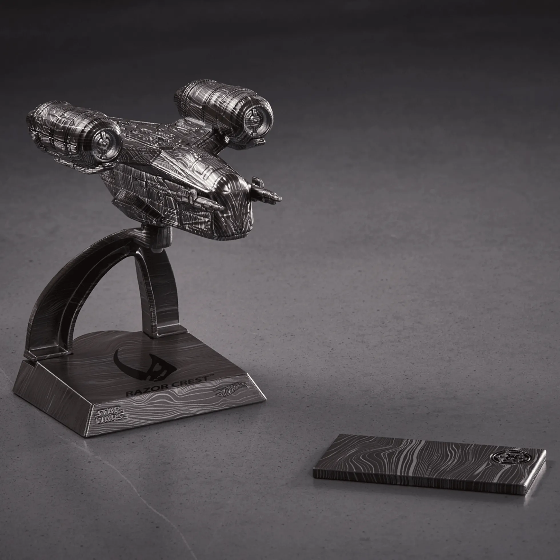 Hot Wheels Star Wars Razor Crest Starship