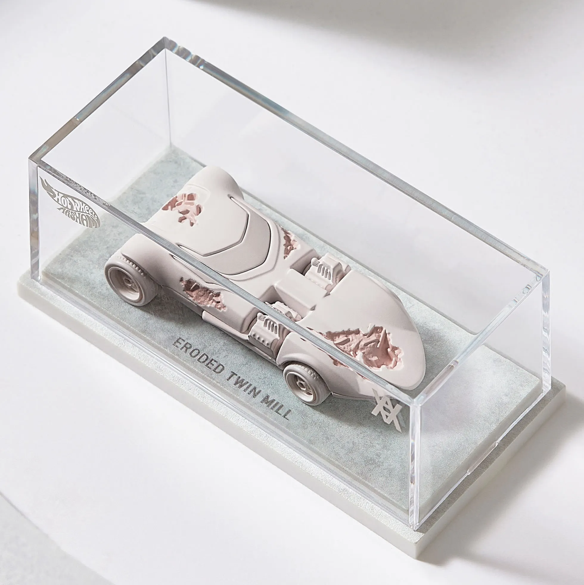 Hot Wheels x Daniel Arsham Complete Car and Rally Case Set