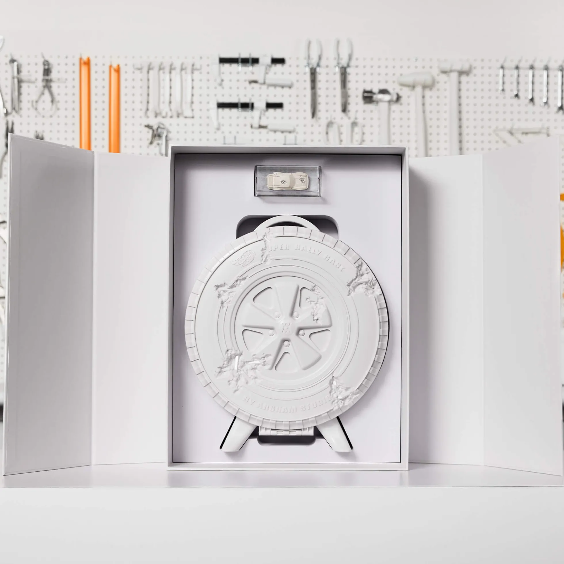 Hot Wheels x Daniel Arsham Eroded Porsche 930 and Rally Case