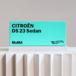 Hot Wheels x MoMA Citroën DS 23 Sedan