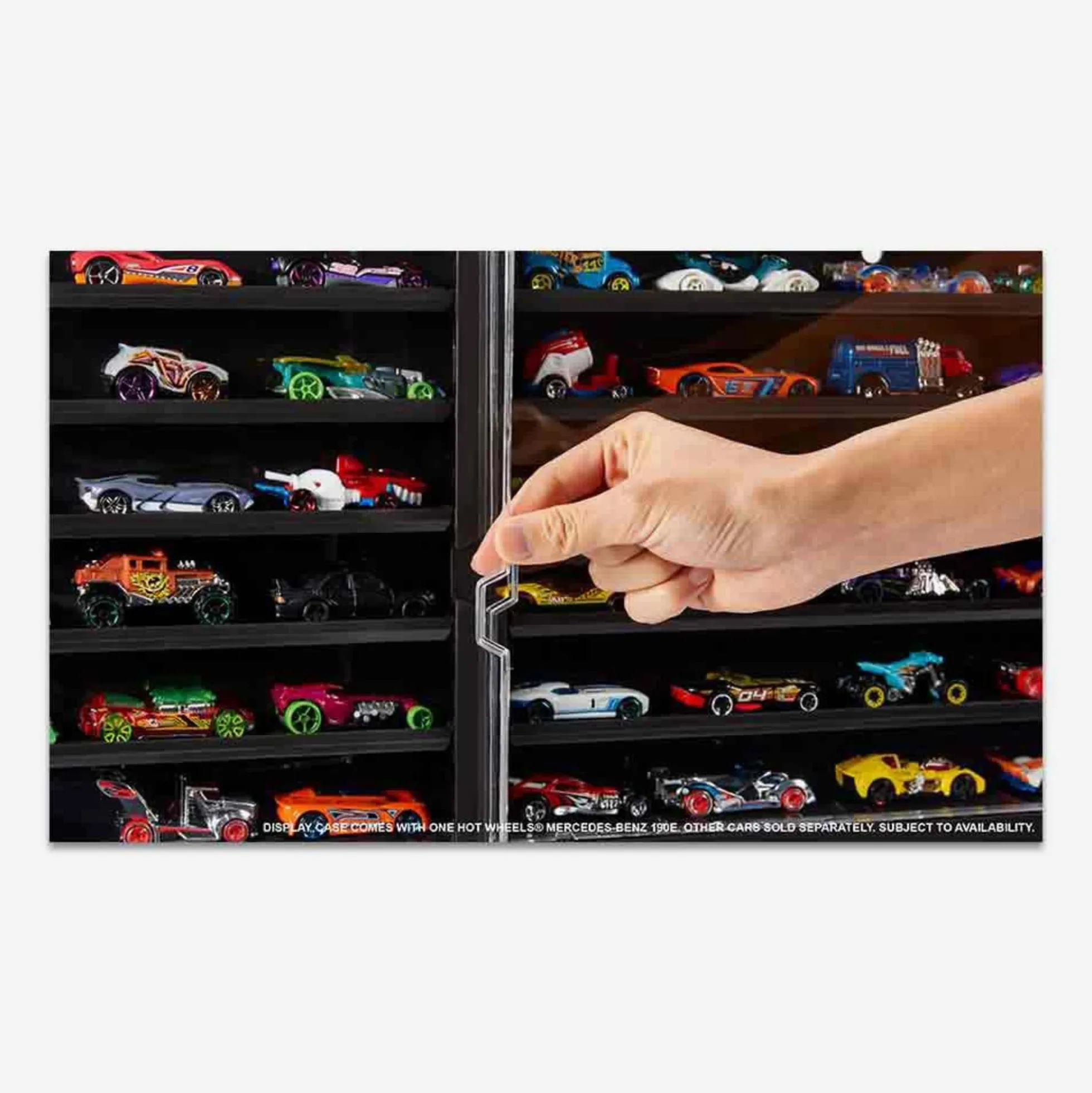 HW Display Case Plus Exclusive Mercedes-Benz 190 E 2.5-16 Evolution II