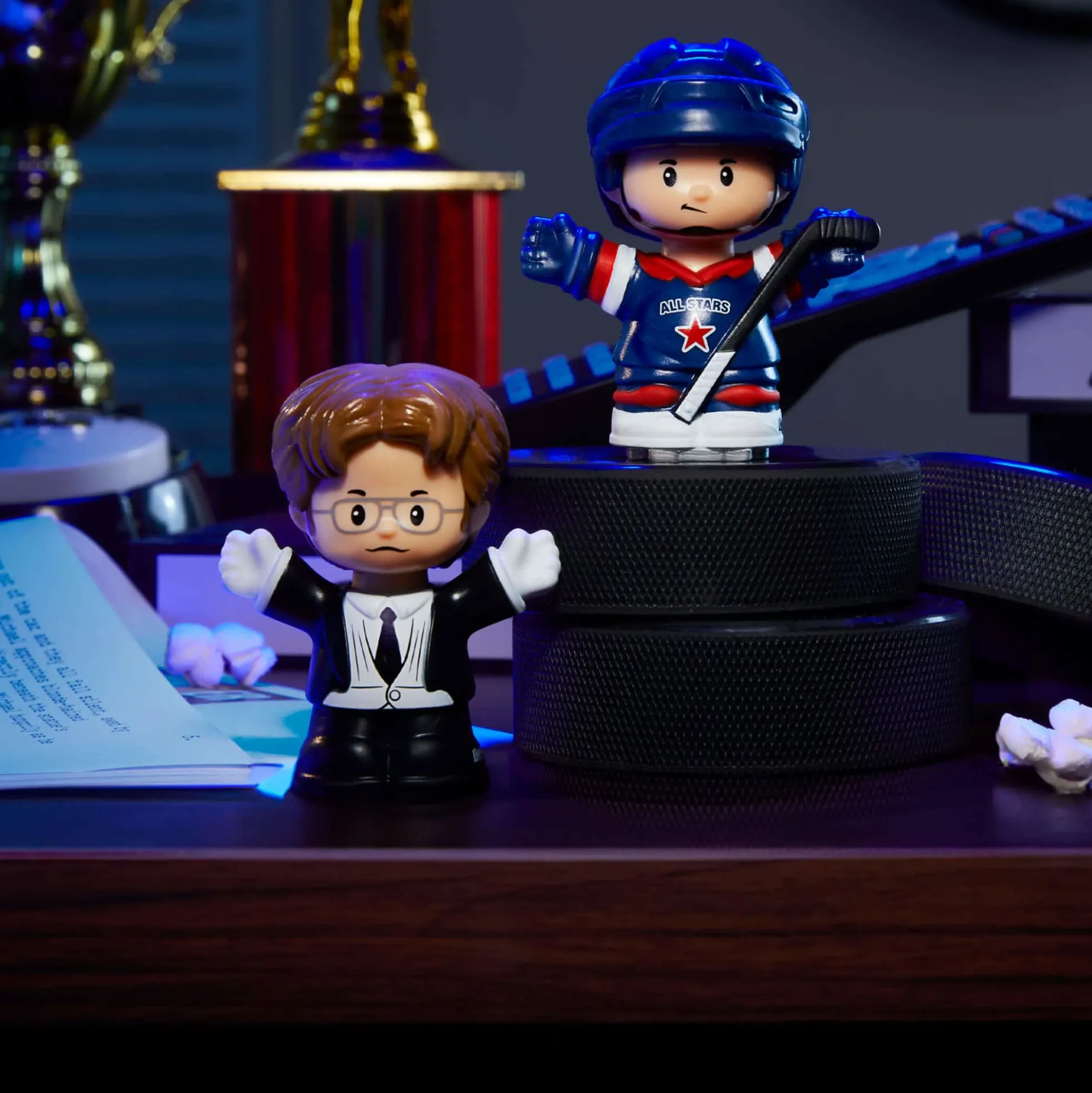 Little People Collector The Office Threat Level Midnight Set