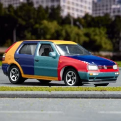 Matchbox 1995 Volkswagen Golf Harlequin