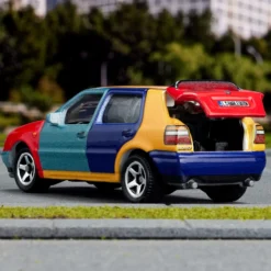 Matchbox 1995 Volkswagen Golf Harlequin