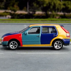 Matchbox 1995 Volkswagen Golf Harlequin