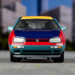 Matchbox 1995 Volkswagen Golf Harlequin