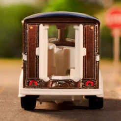 Matchbox Tootsie Roll Divco Milk Truck