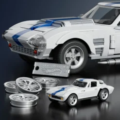 Mattel Brick Shop Hot Wheels Corvette Grand Sport Building Set