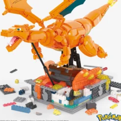 MEGA Pokémon Charizard Building Kit