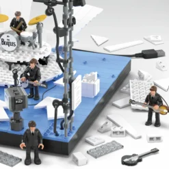 MEGA Showcase The Beatles 'Ladies and Gentlemen, The Beatles!' Building Toy Kit