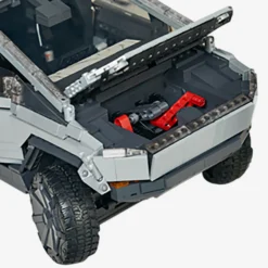 MEGA Tesla Cybertruck