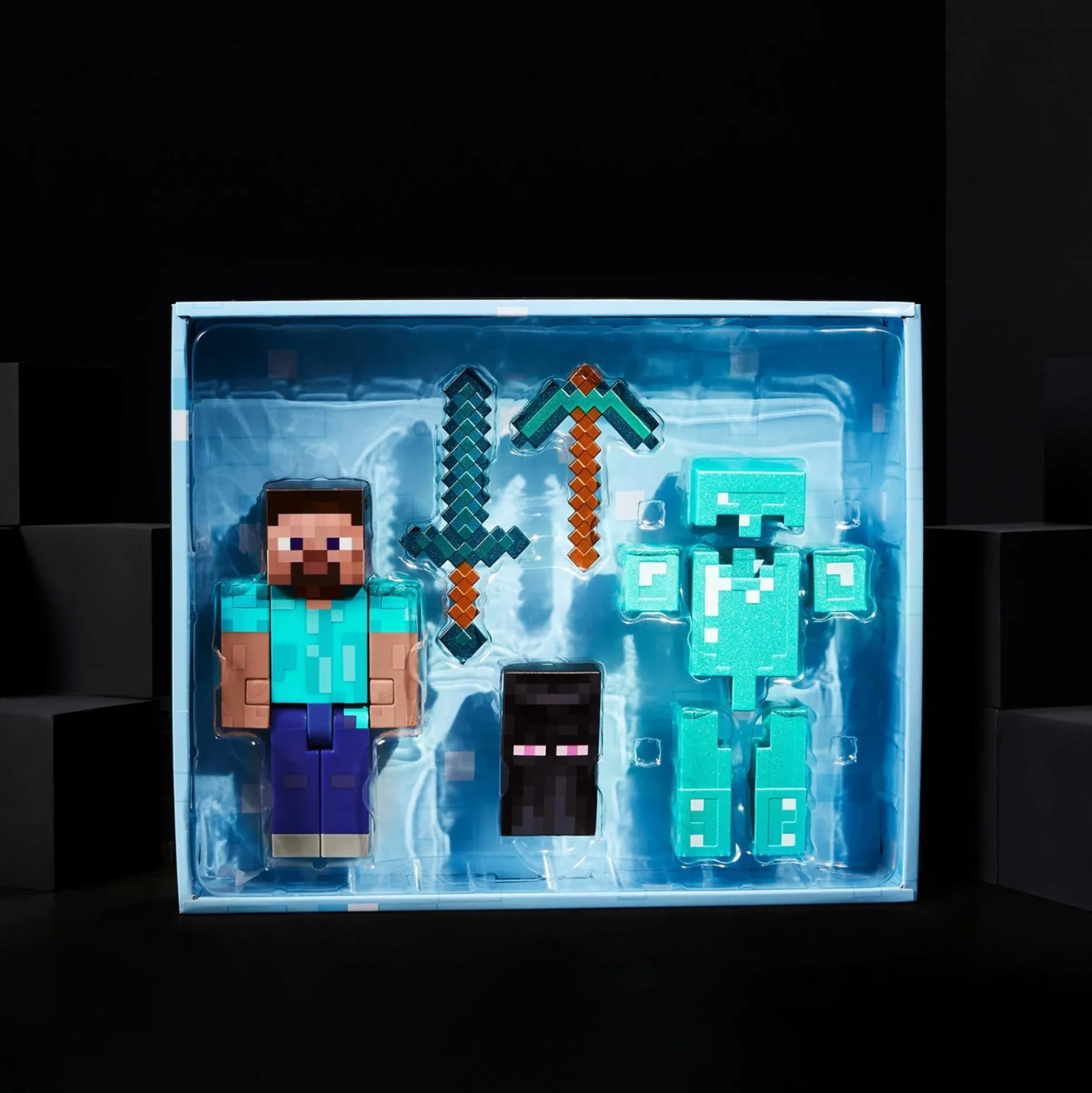 Minecraft Diamond Level Steve Collector Action Figure