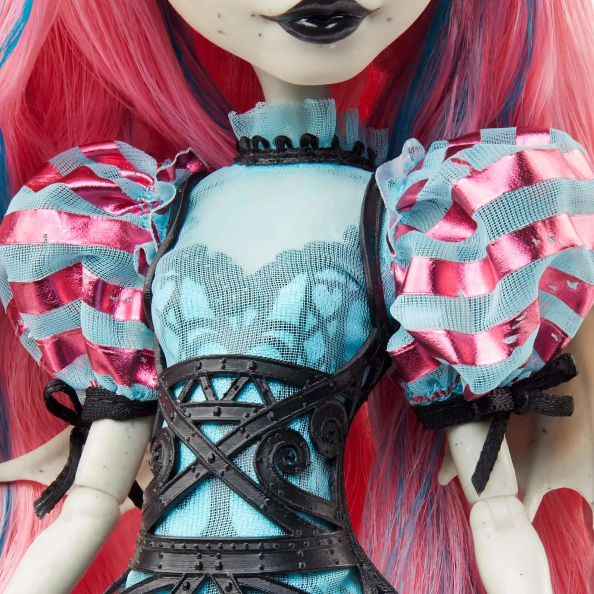 Monster High Fang Vote Rochelle Goyle Doll