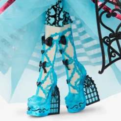 Monster High Fang Vote Rochelle Goyle Doll