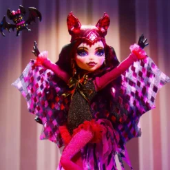 Monster High Freak Du Chic Draculaura Figure