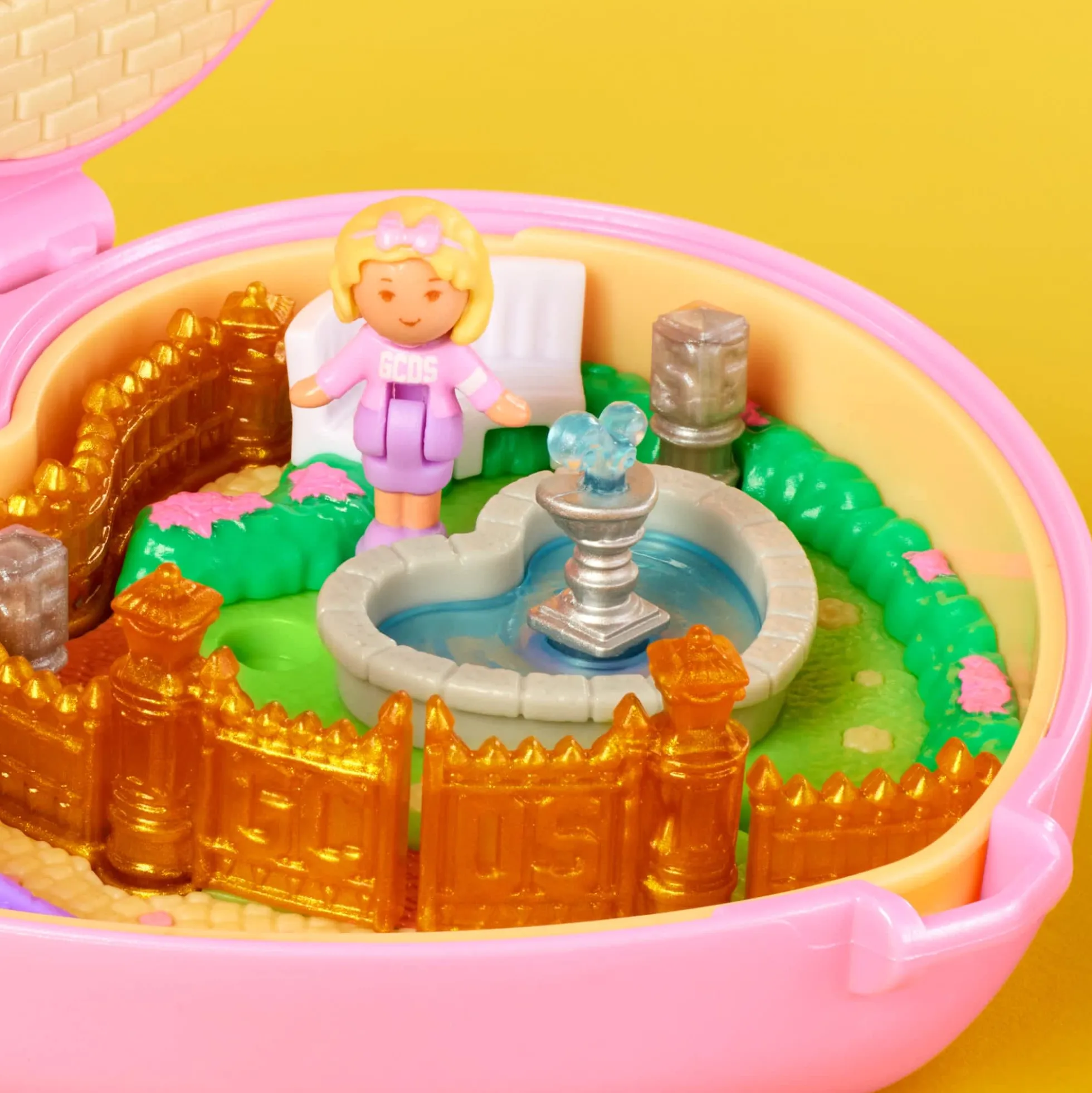 Polly Pocket x GCDS Compact