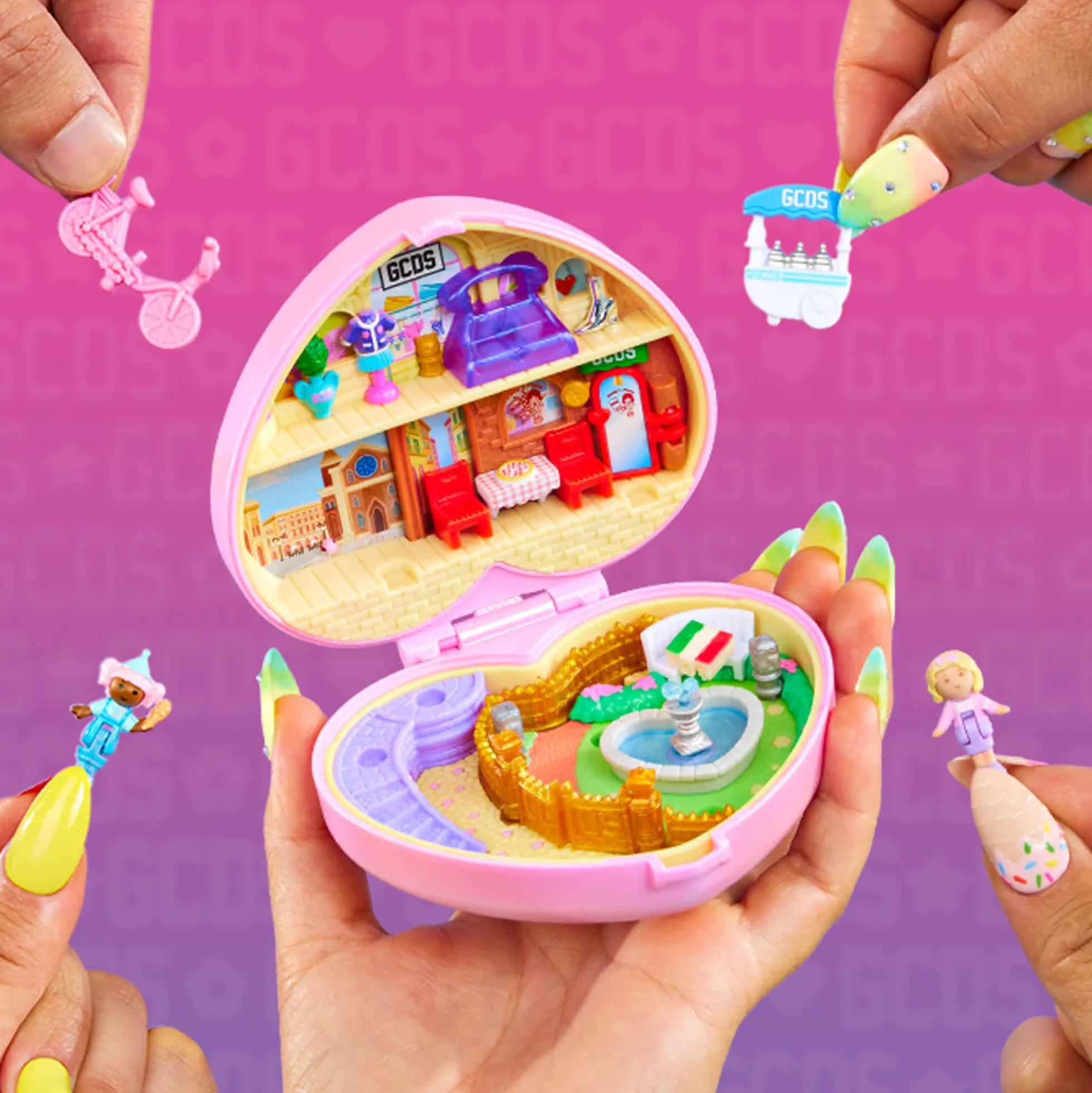 Polly Pocket x GCDS Compact