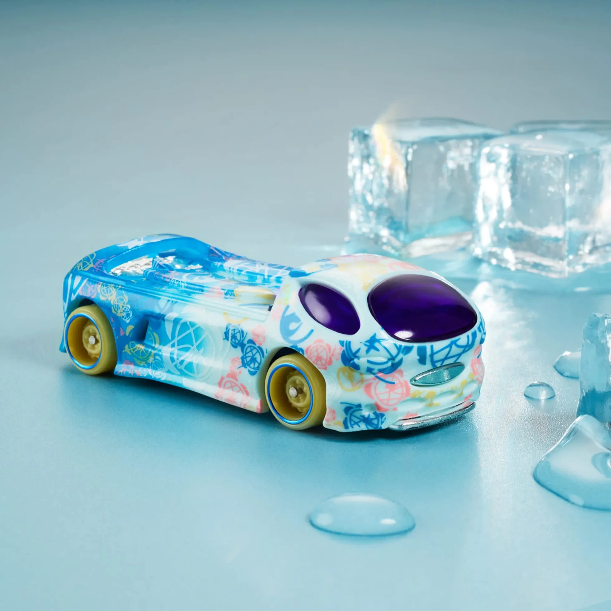 Sean Wotherspoon x adidas x Hot Wheels Deora II Vehicle