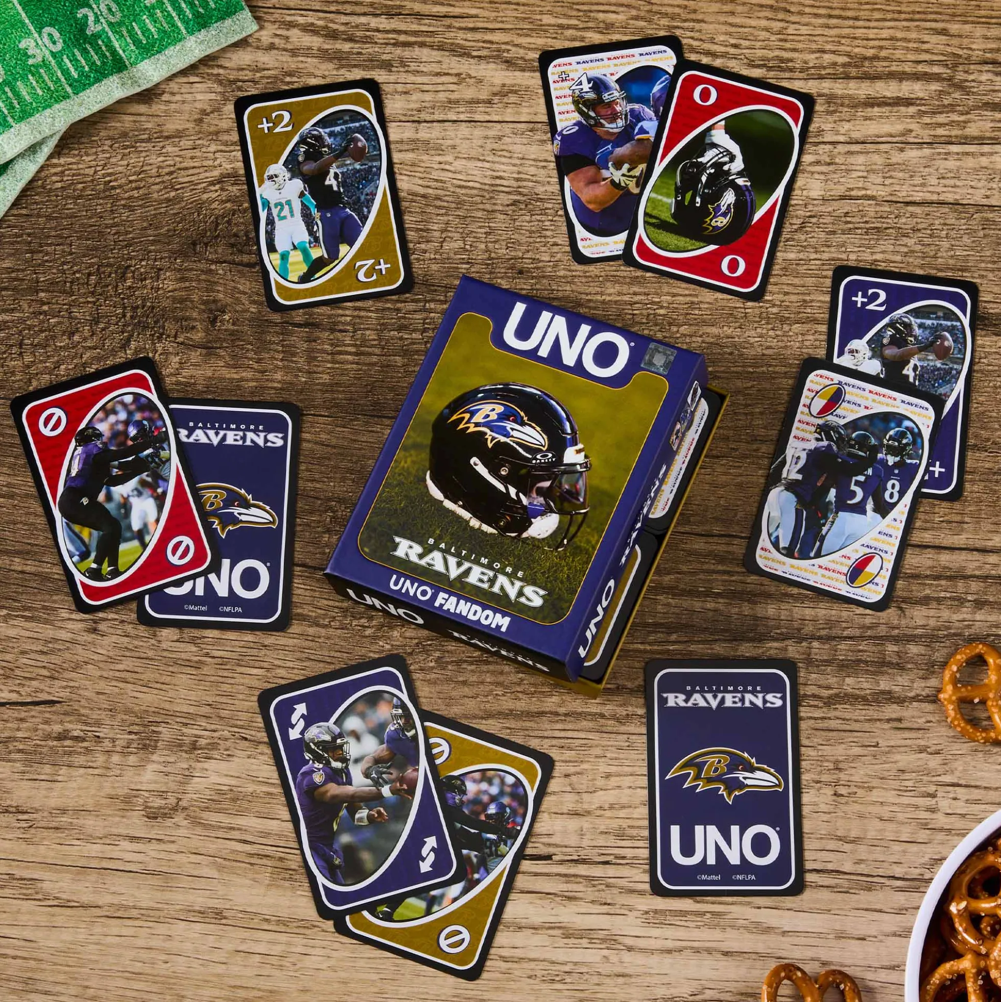 UNO Fandom NFL Baltimore Ravens Game Deck