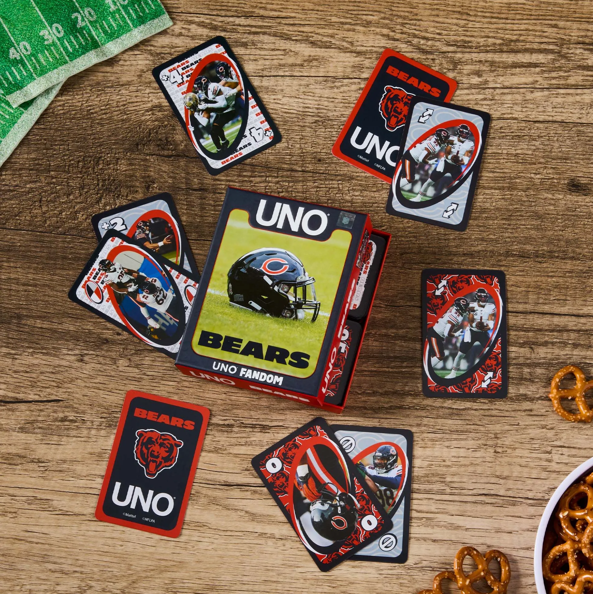 UNO Fandom NFL Chicago Bears Game Deck