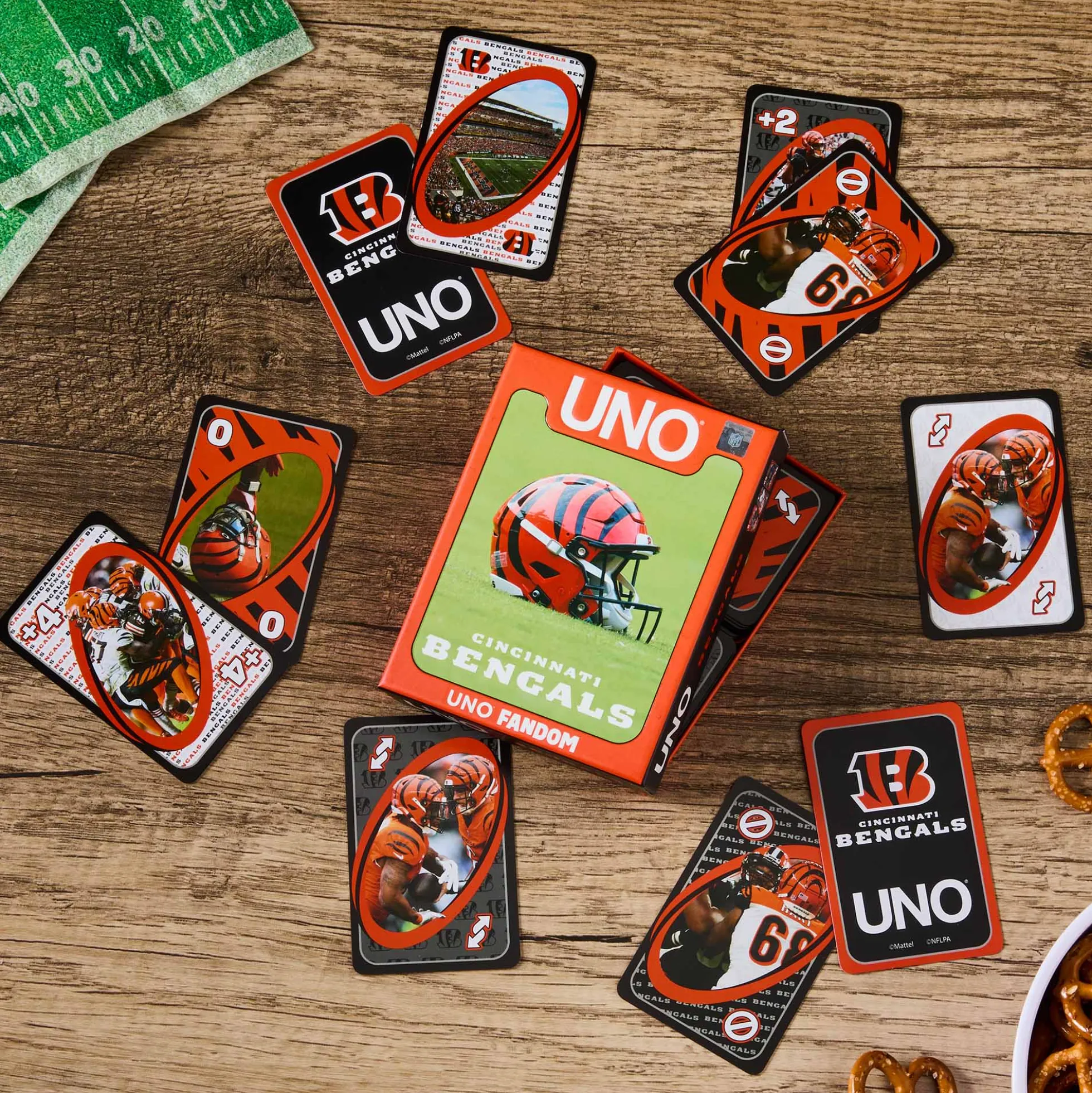 UNO Fandom NFL Cincinnati Bengals Game Deck