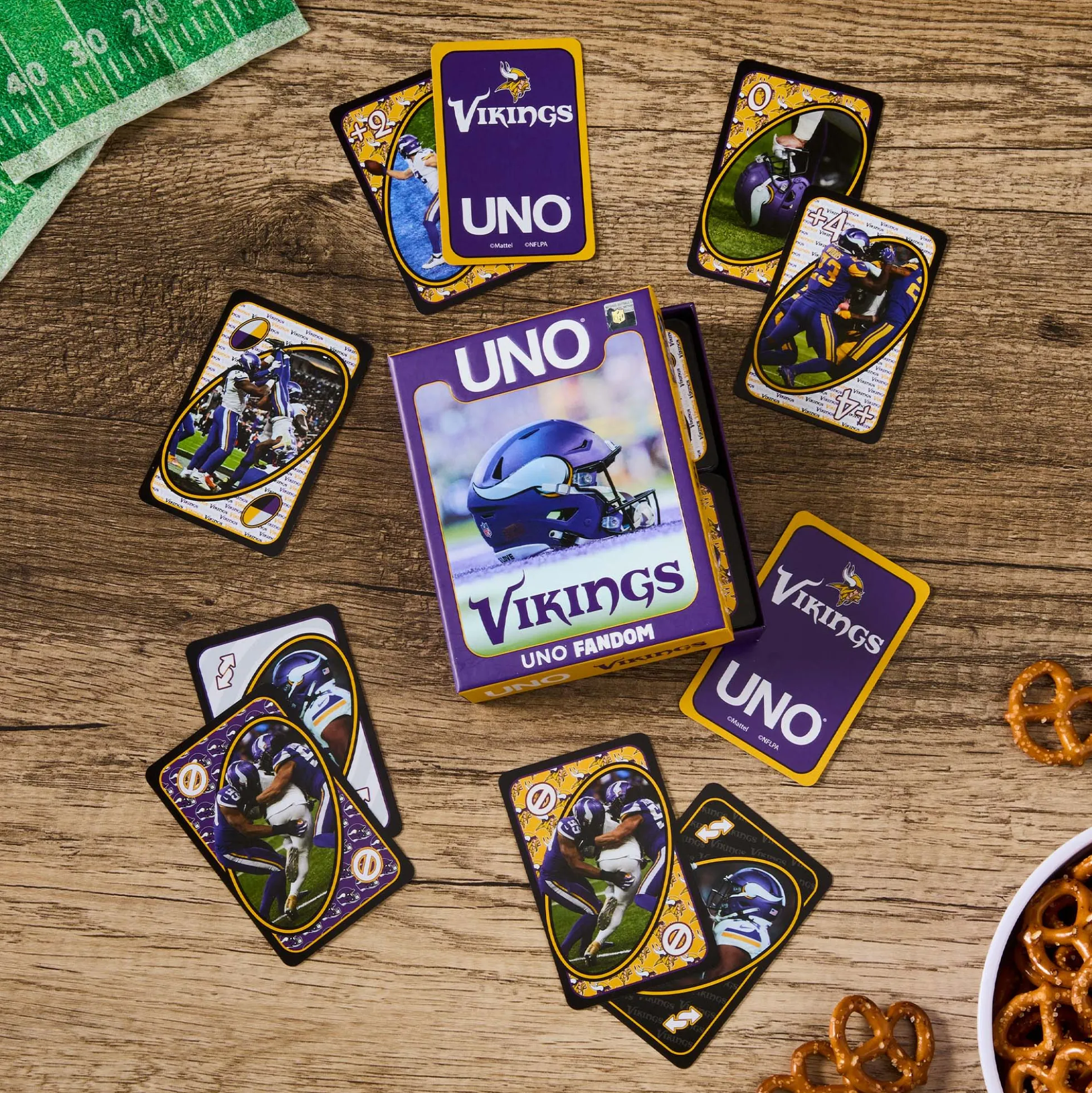 UNO Fandom NFL Minnesota Vikings Game Deck