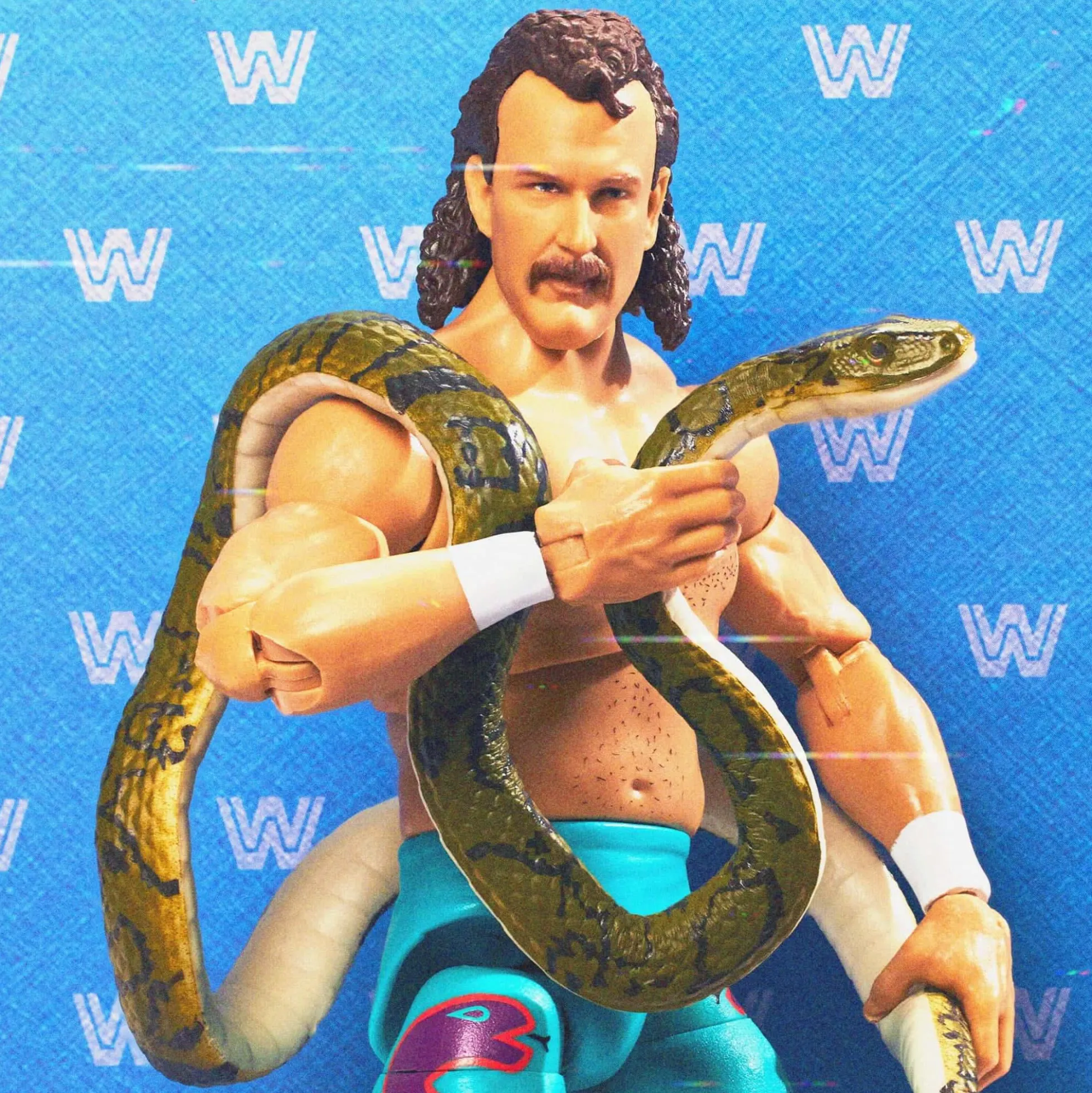 WWE Action Figure Ultimate Edition Coliseum Collection Jake “The Snake” Roberts & “Ravishing” Rick Rude 2-Pack
