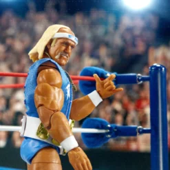WWE No Holds Barred Ultimate Edition Hulk Hogan & Zeus Collectible Figures