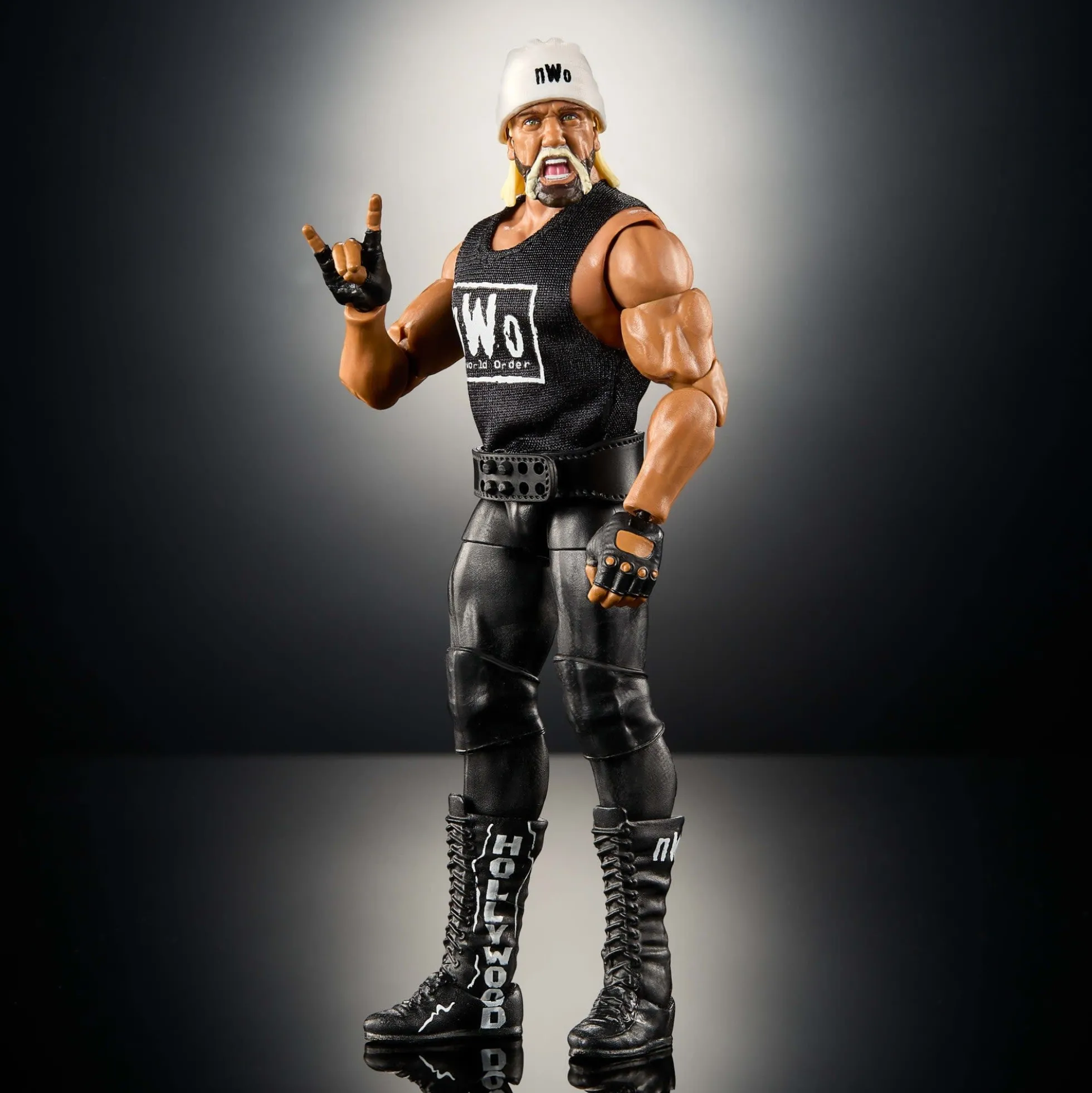 WWE Monday Night War Elite Collection Hollywood Hulk Hogan Action Figure